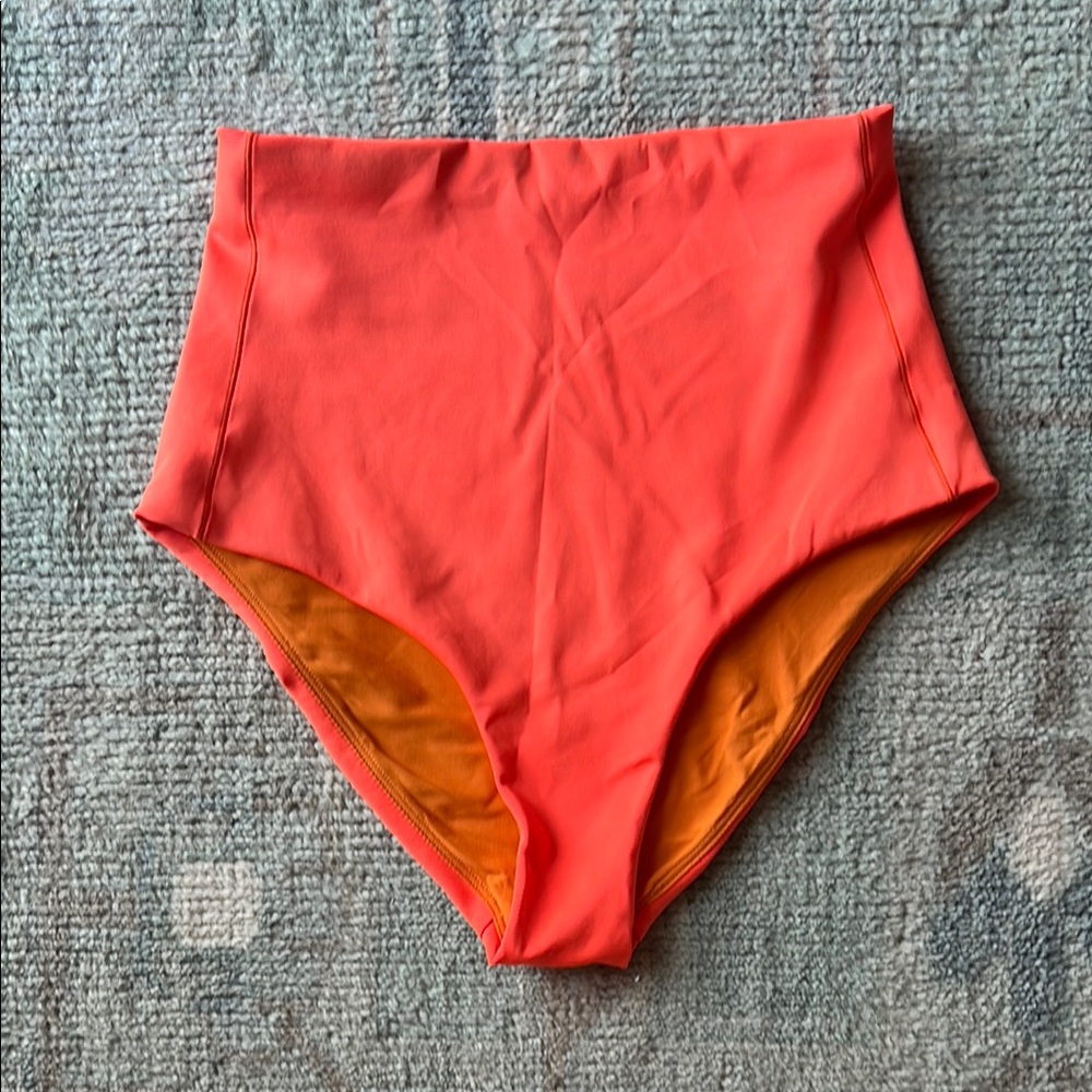 Left on Friday Hi Tide Bikini Bottom, Aperol